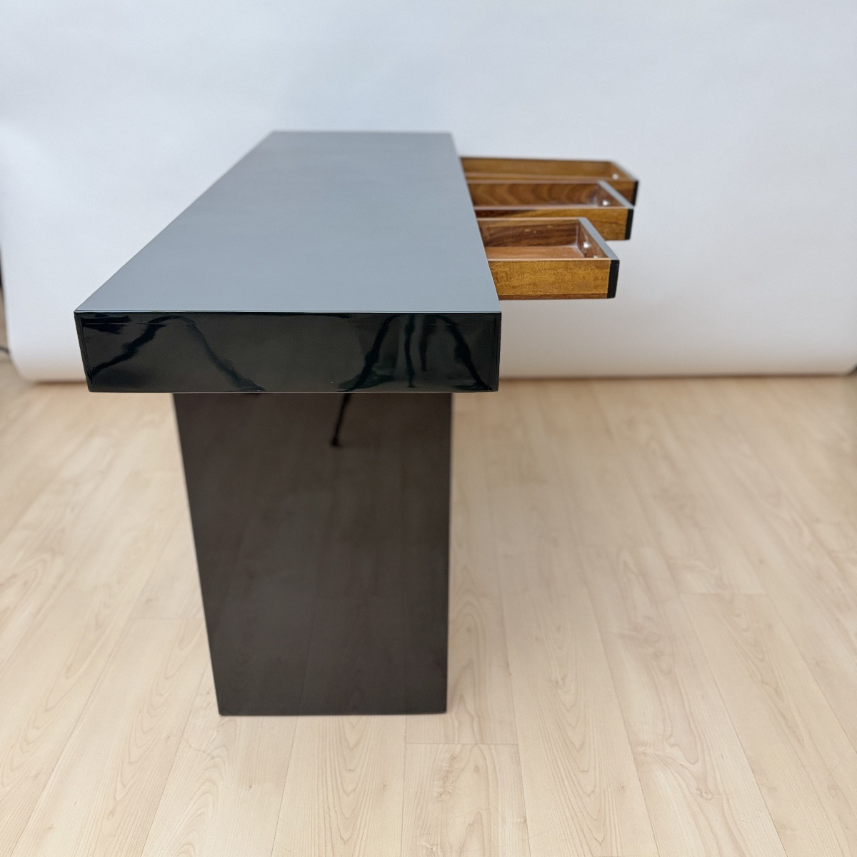 Designer Console Table, Green Lacquer, Walnut, Chrome, Italy, Circa 1970-photo-4