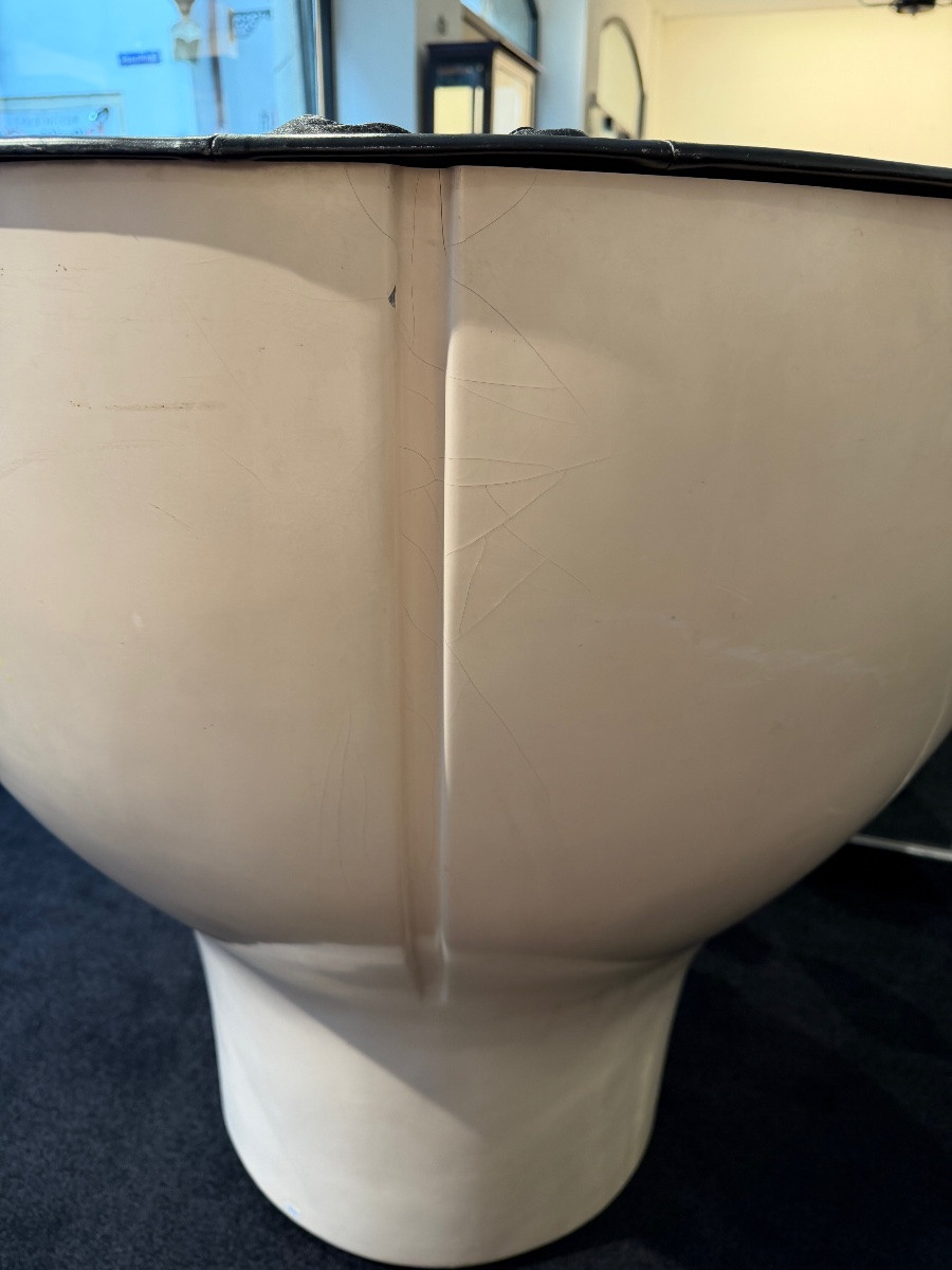 Elda Chair, Joe Colombo, Black Leather, Off-white Shell, Italy, Circa 1970-photo-5