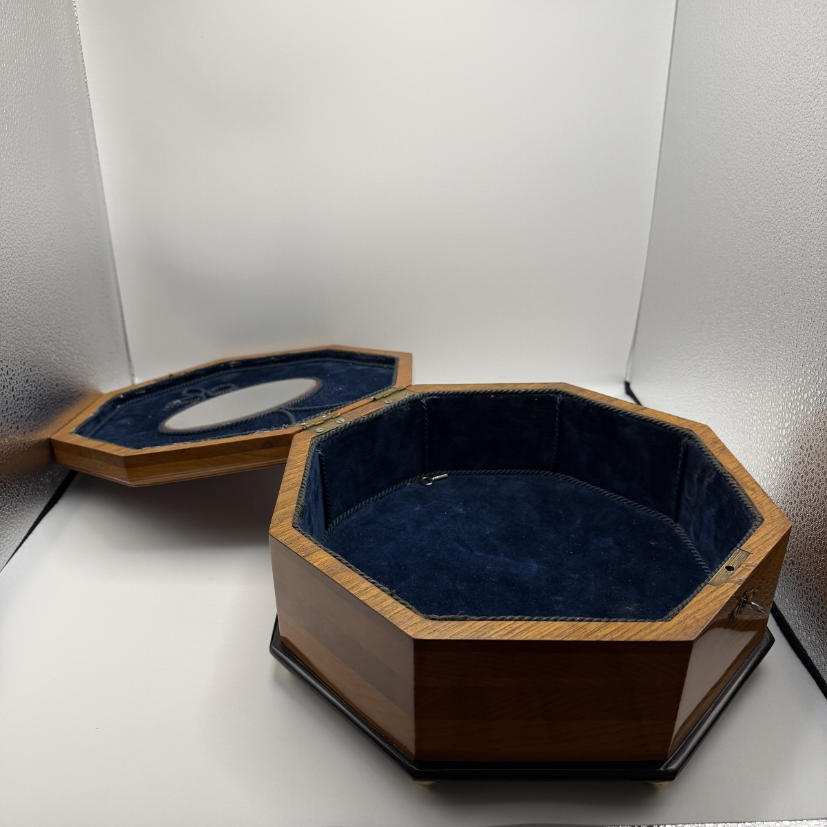 Octagonal Bauhaus Box, Ash, Walnut, Maple, Mahogany, Velvet, Vienna, Circa 1920-photo-2
