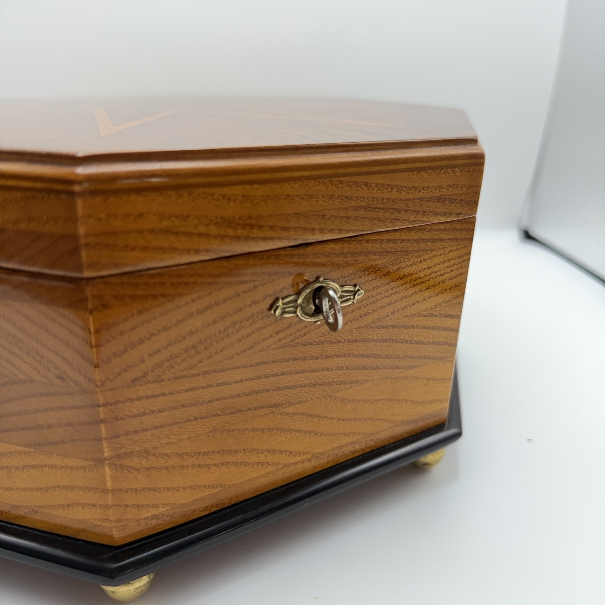 Octagonal Bauhaus Box, Ash, Walnut, Maple, Mahogany, Velvet, Vienna, Circa 1920-photo-7