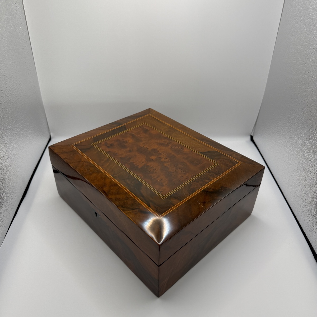 Neoclassical Dressing Table, Inlaid Walnut, Velvet Interior, Southern Germany, Circa 1900-photo-3
