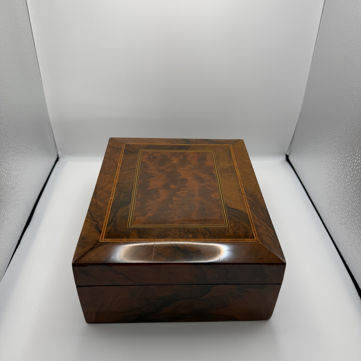 Neoclassical Dressing Table, Inlaid Walnut, Velvet Interior, Southern Germany, Circa 1900-photo-4