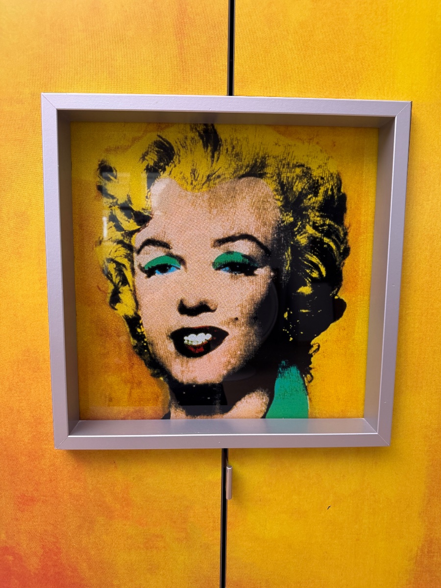 Meuble-bar design ‚Andy Warhol, Gold Marilyn Monroe - 1962 ’ de Hb Collection, Allemagne, 1997-photo-3