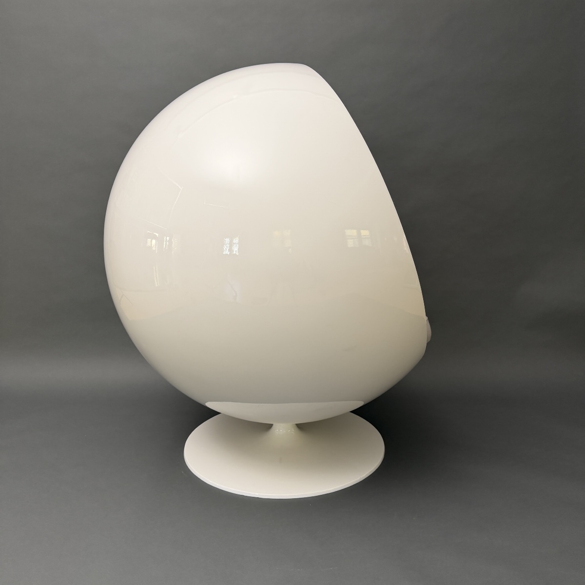 Original Ball Chair By Asko, Eero Aarnio, White And Gray, Finland, 1960s-photo-1