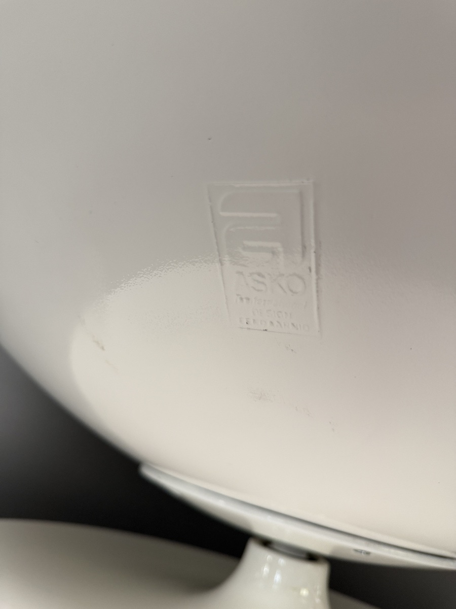 Original Asko Ball Chair, Eero Aarnio, White And Orange, Finland, 1960s-photo-3