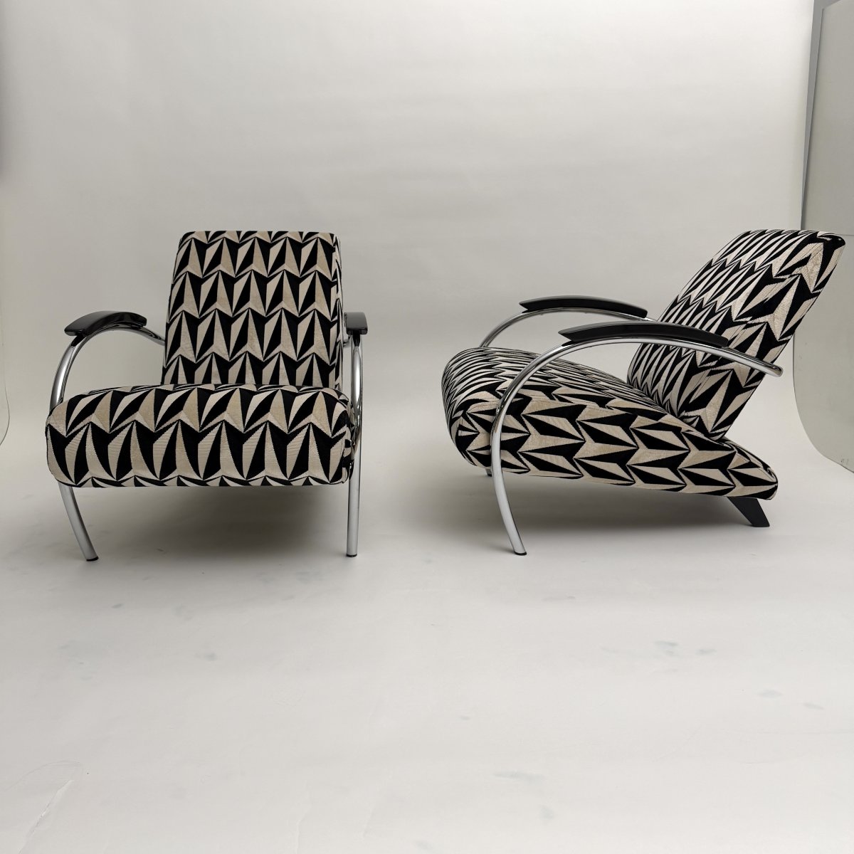 Pair Of “5470” Armchairs By Gelderland, Tubular Steel, Netherlands, Circa 1989-photo-4