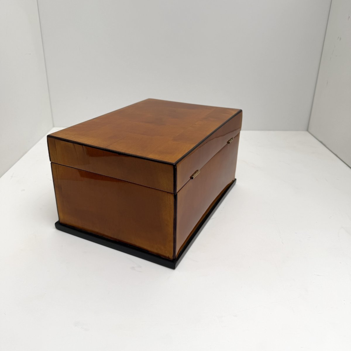 Coffret de style Biedermeier, placage de bouleau, ébène, sud de l'Allemagne, vers 1830-photo-5