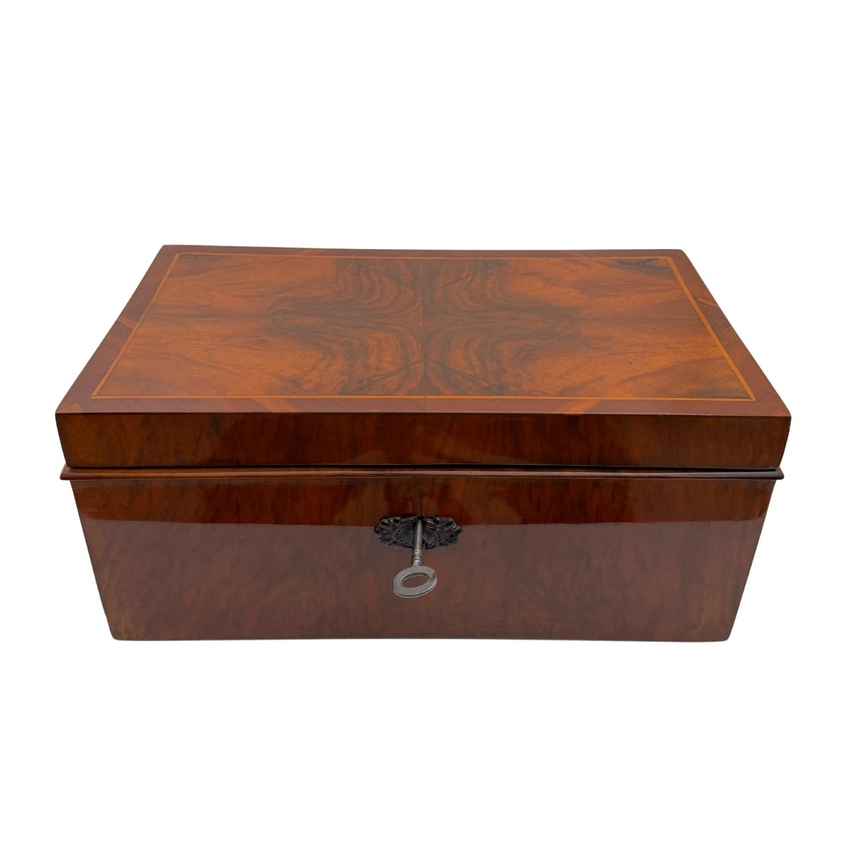 Coffret Biedermeier, noyer, érable, sud de l'Allemagne, vers 1860