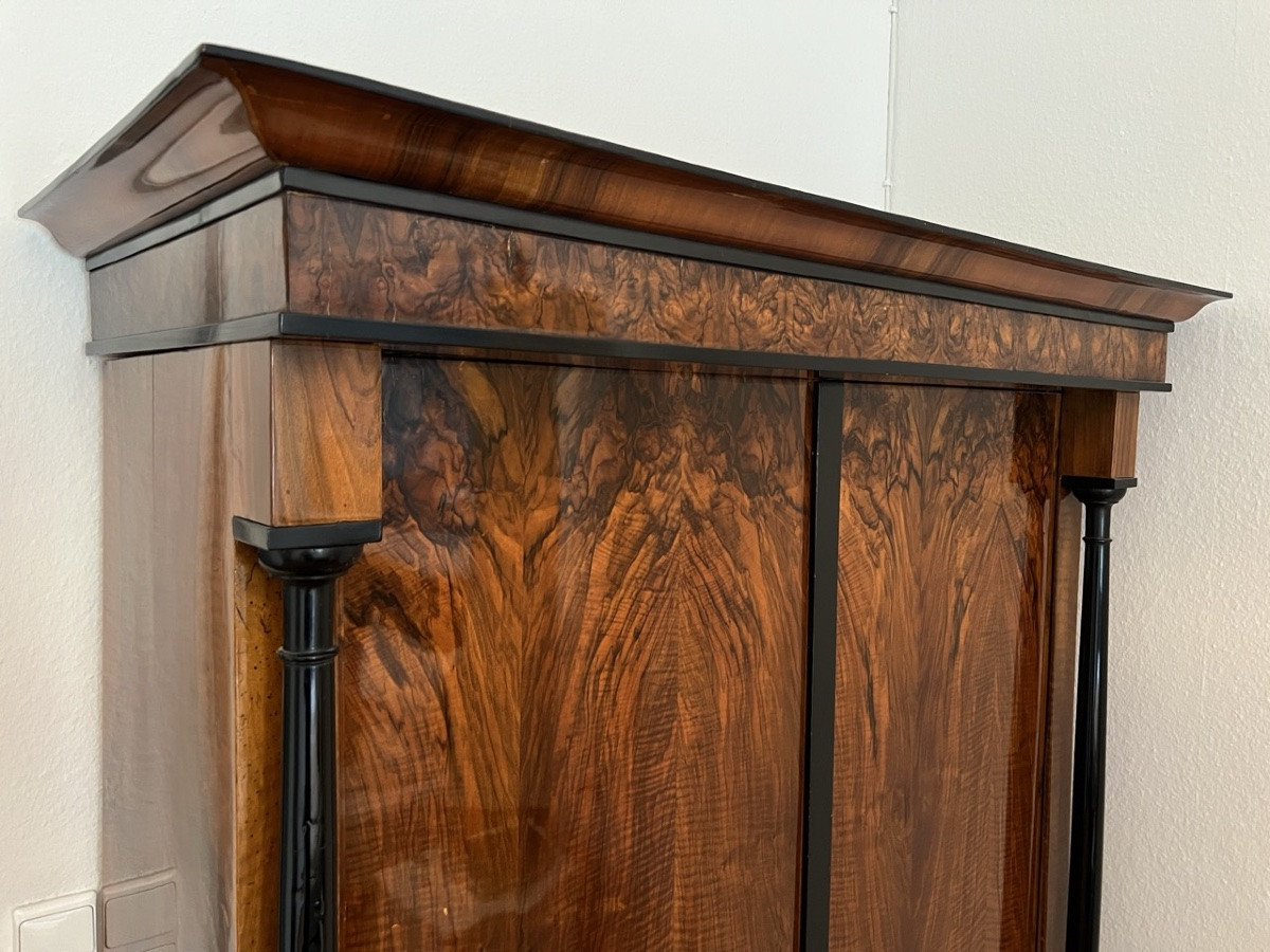 Armoire Biedermeier, Placage De Noyer Et Colonnes Pleines, Autriche Vers 1820-photo-8