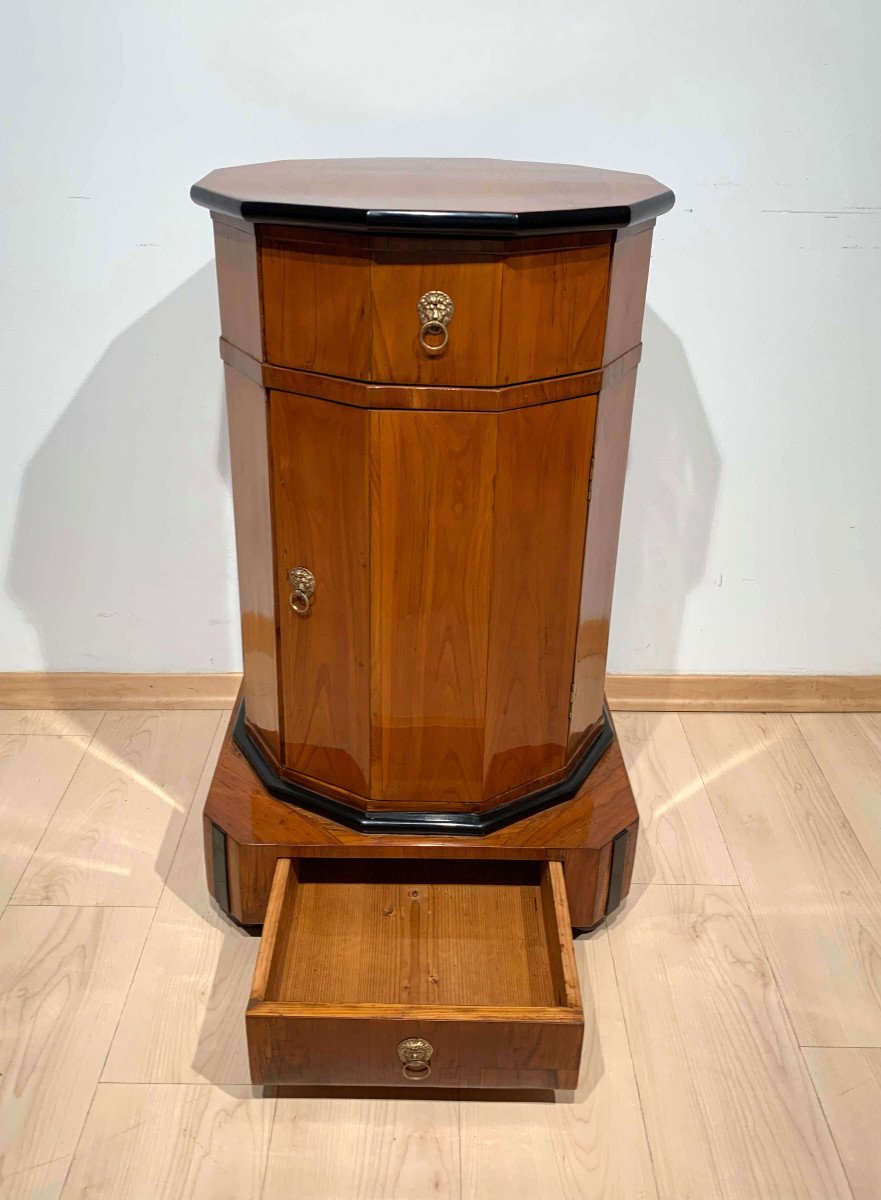 Twelve-sided Biedermeier Drum Table, Cherry Veneer, Austria, Vienna, Circa 1830-photo-4