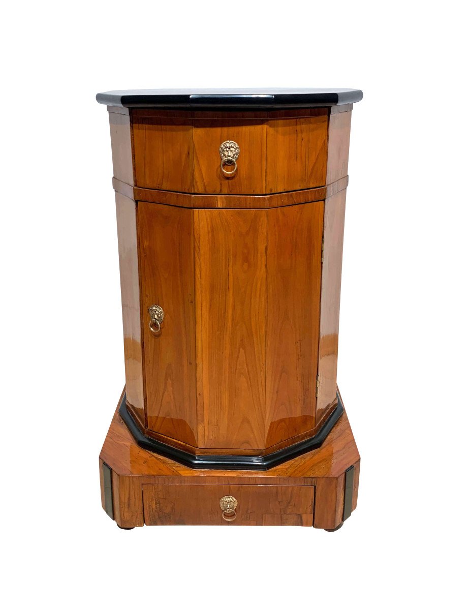 Twelve-sided Biedermeier Drum Table, Cherry Veneer, Austria, Vienna, Circa 1830