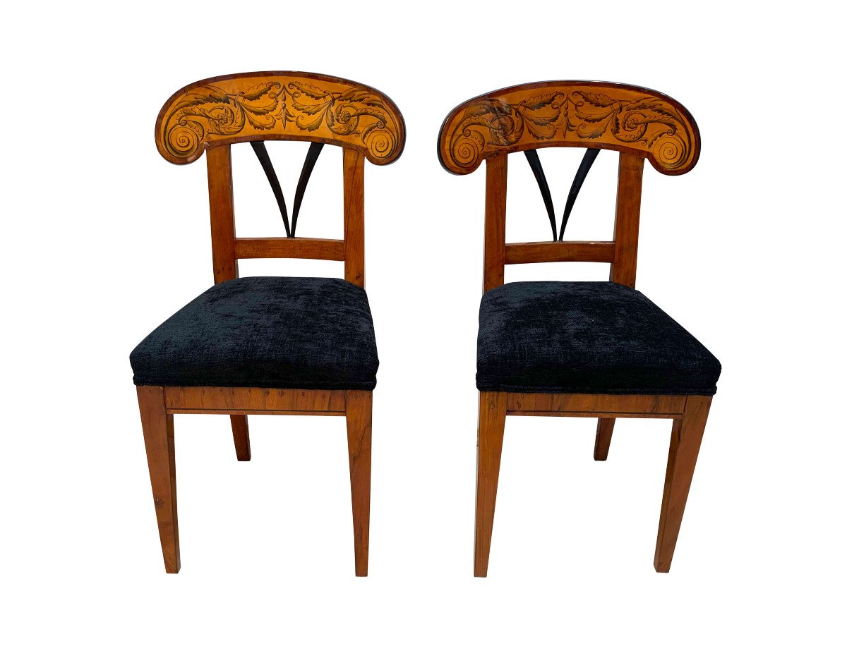 Exceptional Pair Of Biedermeier Shovel Chairs, Walnut, Maple With Ink, South Germany Circa 1830