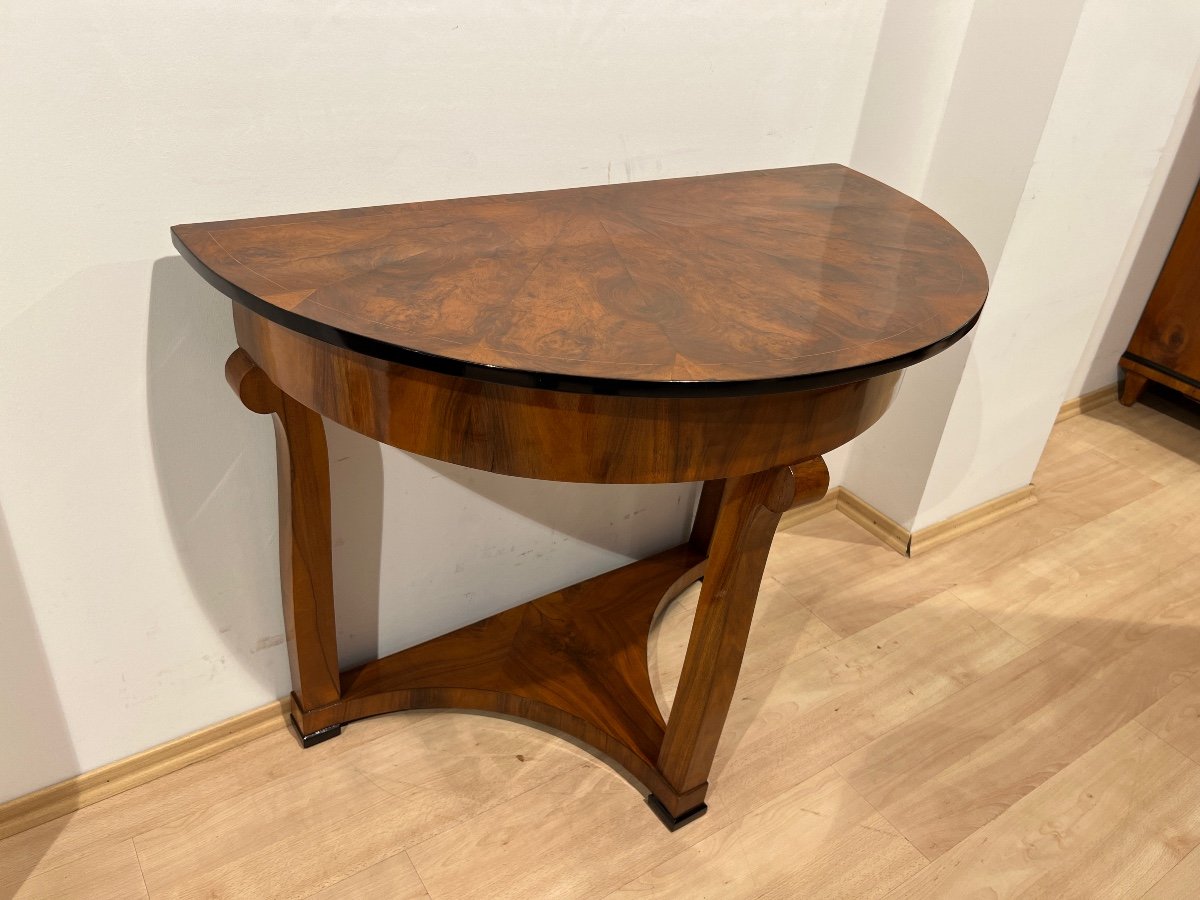 Half-moon Biedermeier Console Table, Walnut Veneer, Maple, Austria Circa 1830-photo-3