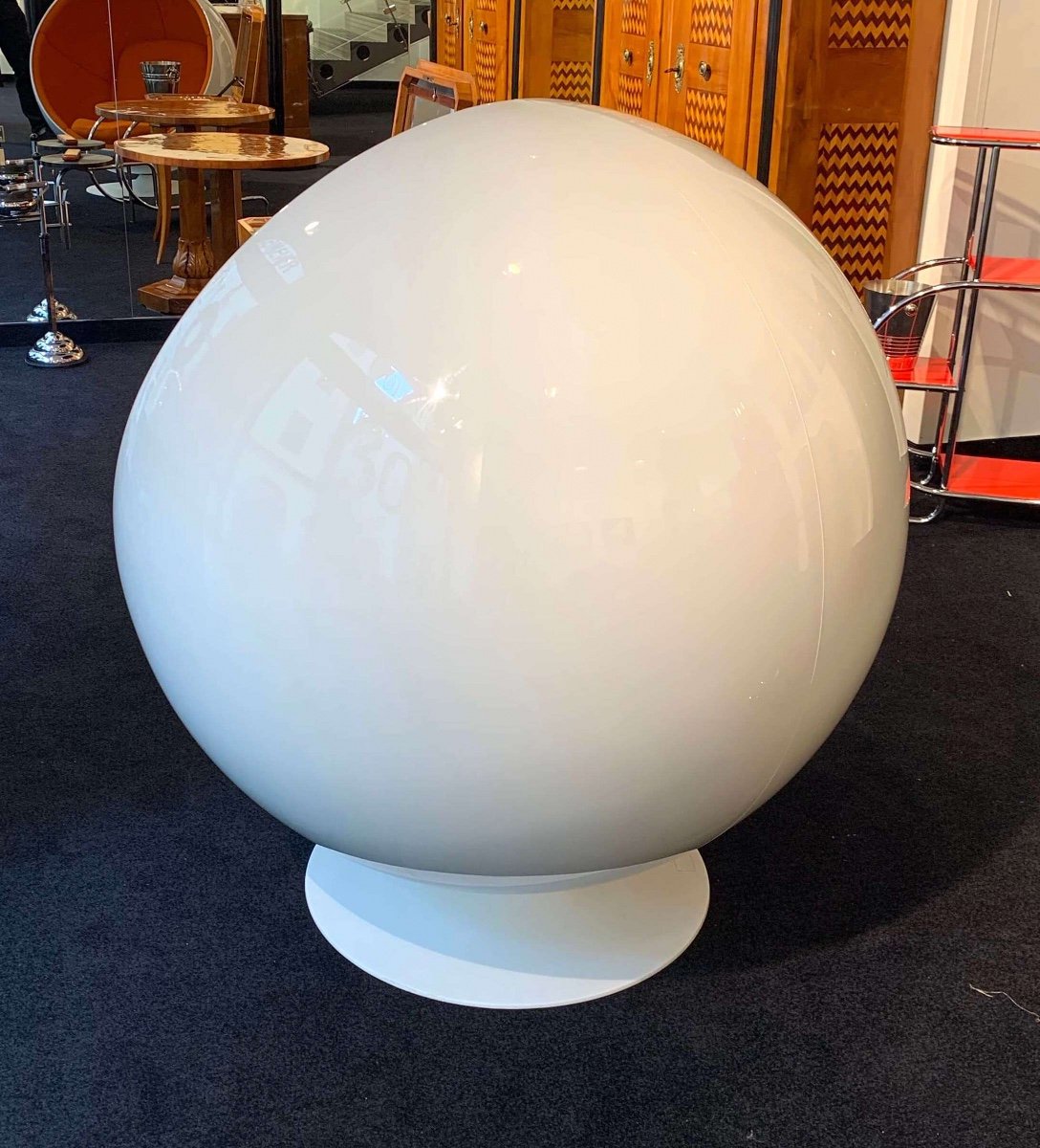 Chaise Ball d'Eero Aarnio, Orange Et Blanche, Adelta, Finlande Circa 1980/90s-photo-1