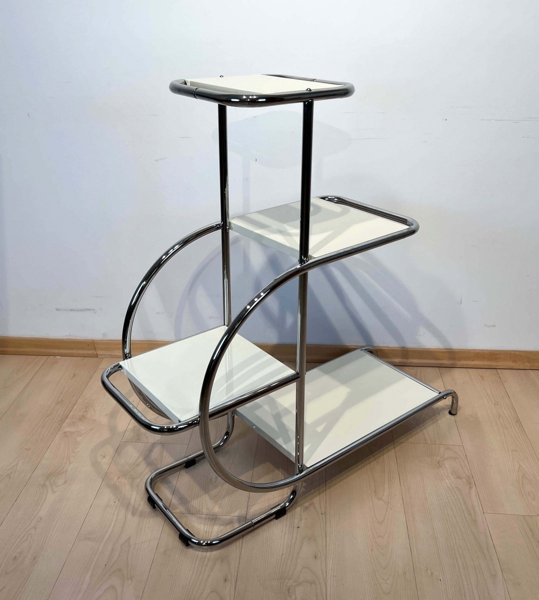 Bauhaus Etagere Or Flower Stand, Tubular Steel, Nickel And White Lacquer, Germany, 1930s-photo-3