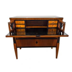 Biedermeier Writing Chest, Walnut Veneer, South Germany Circa 1825