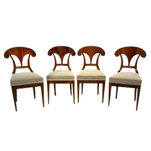 Set Of 4 Biedermeier Walnut Chairs, Austria Circa 1830