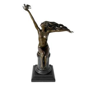 Art Déco Sculpture Bronze “femme à La Colombe”, Signée A. Gennarelli, Paris Vers 1925