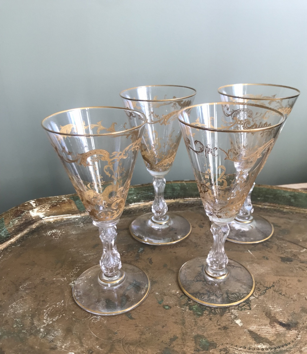 Quatre verres à vin blanc Cristallerie de Saint Louis fin XIX ème siècle -photo-4