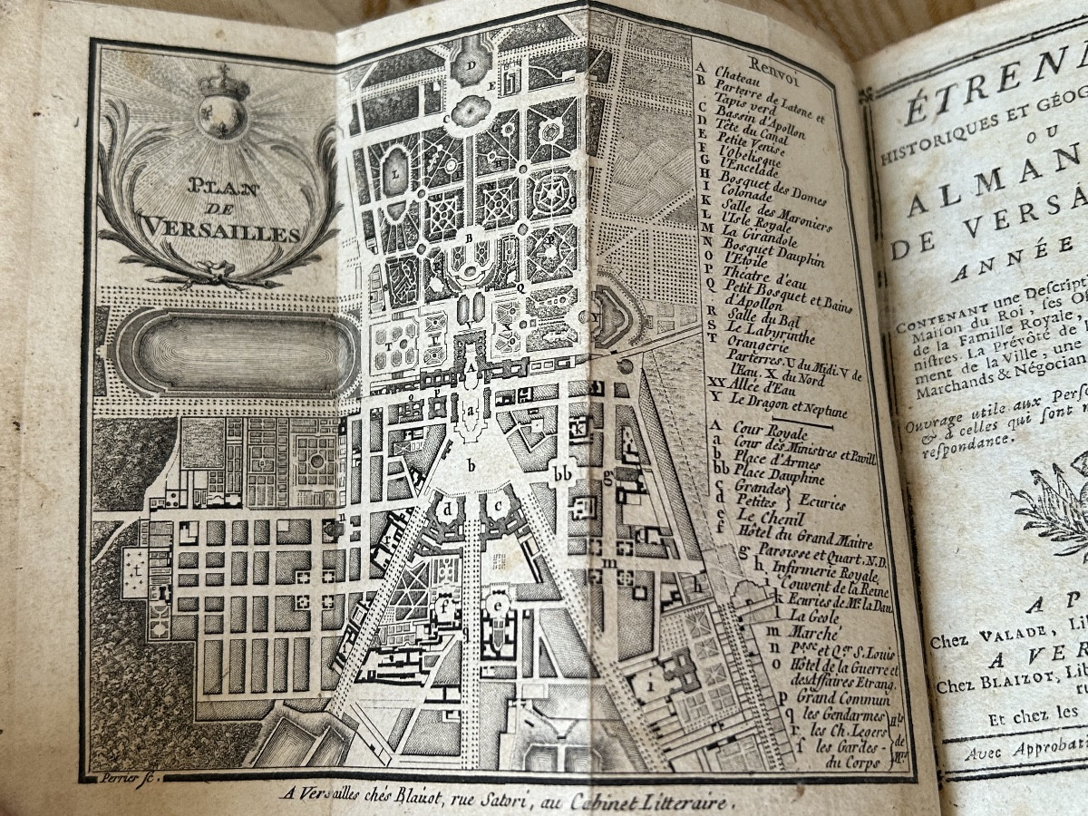 Almanach De Versailles Year 1774-photo-1