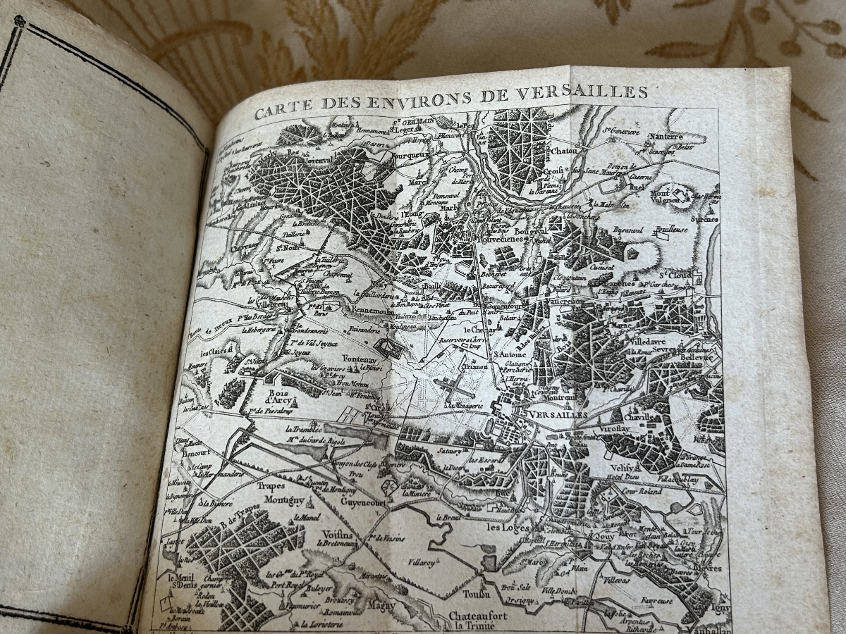 Almanach De Versailles Year 1774-photo-2