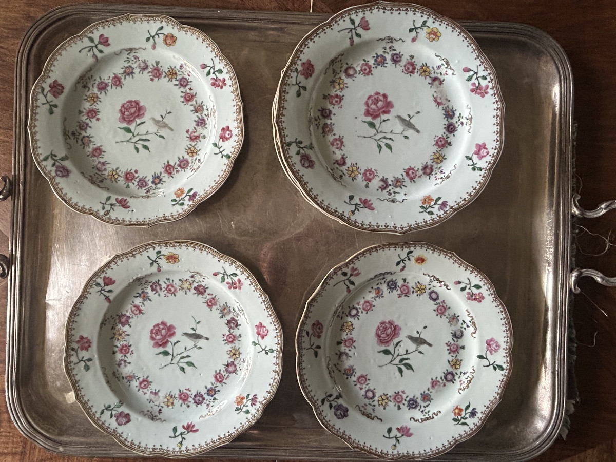 Série de 8 assiettes en porcelaine Compagnie des Indes époque Qianlong vers 1735 1750-photo-4