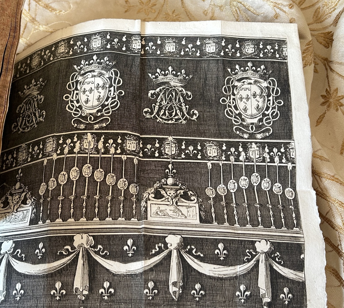 Mercure Galant May 1680-photo-3