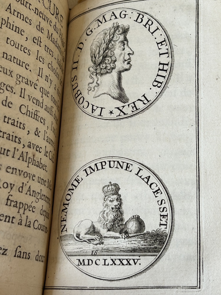 Mercure Galant Octobre 1685-photo-2
