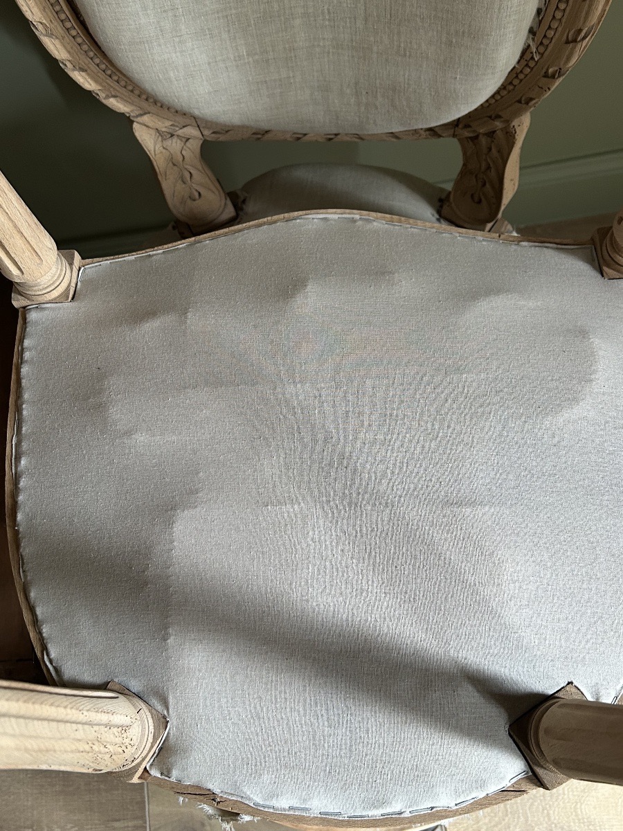 Paire de chaises avec dossier à médaillon de style Louis XVI-photo-3