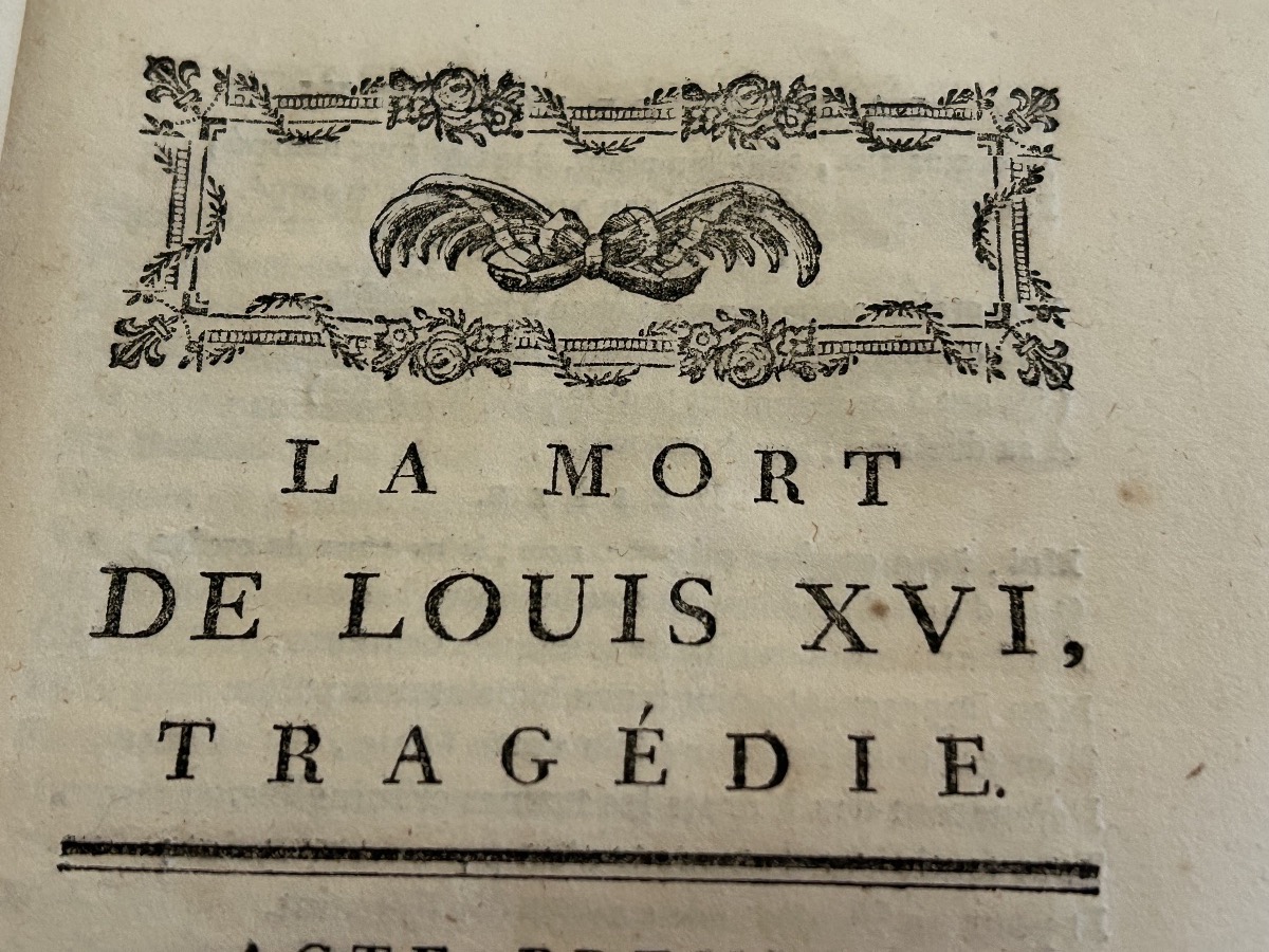 Two Tragedies On The Deaths Of Louis XVI And Marie Antoinette In 1793 And 1796-photo-1