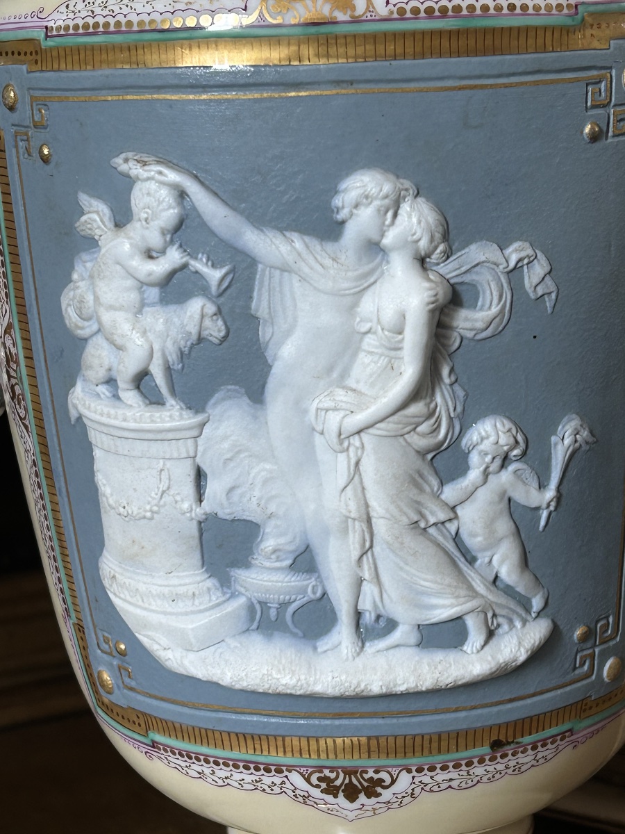Pair Of Porcelain Vases With Neoclassical Decoration Inspired By Wedgwood Reliefs, Circa 1890-photo-4