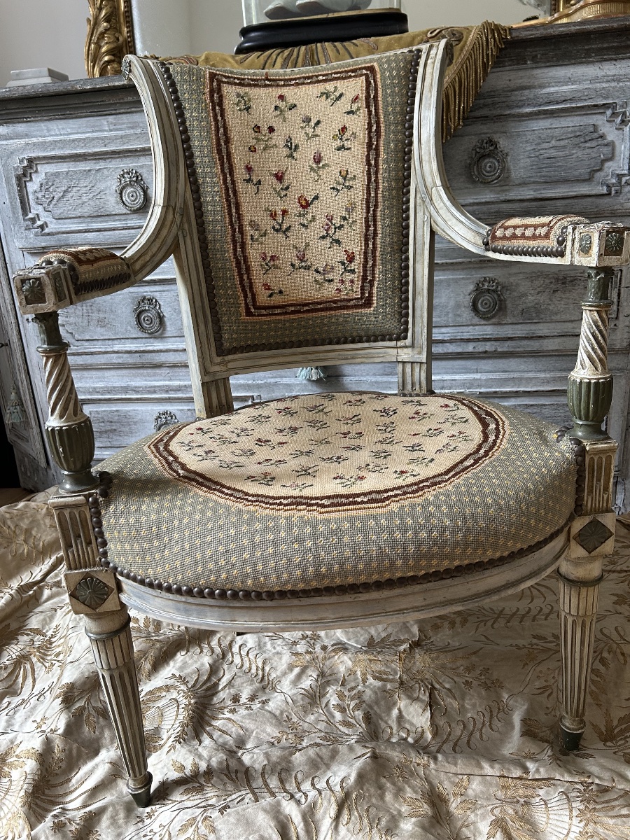 Fauteuil de cabinet ou de bureau d’époque Directoire vers 1795 1799