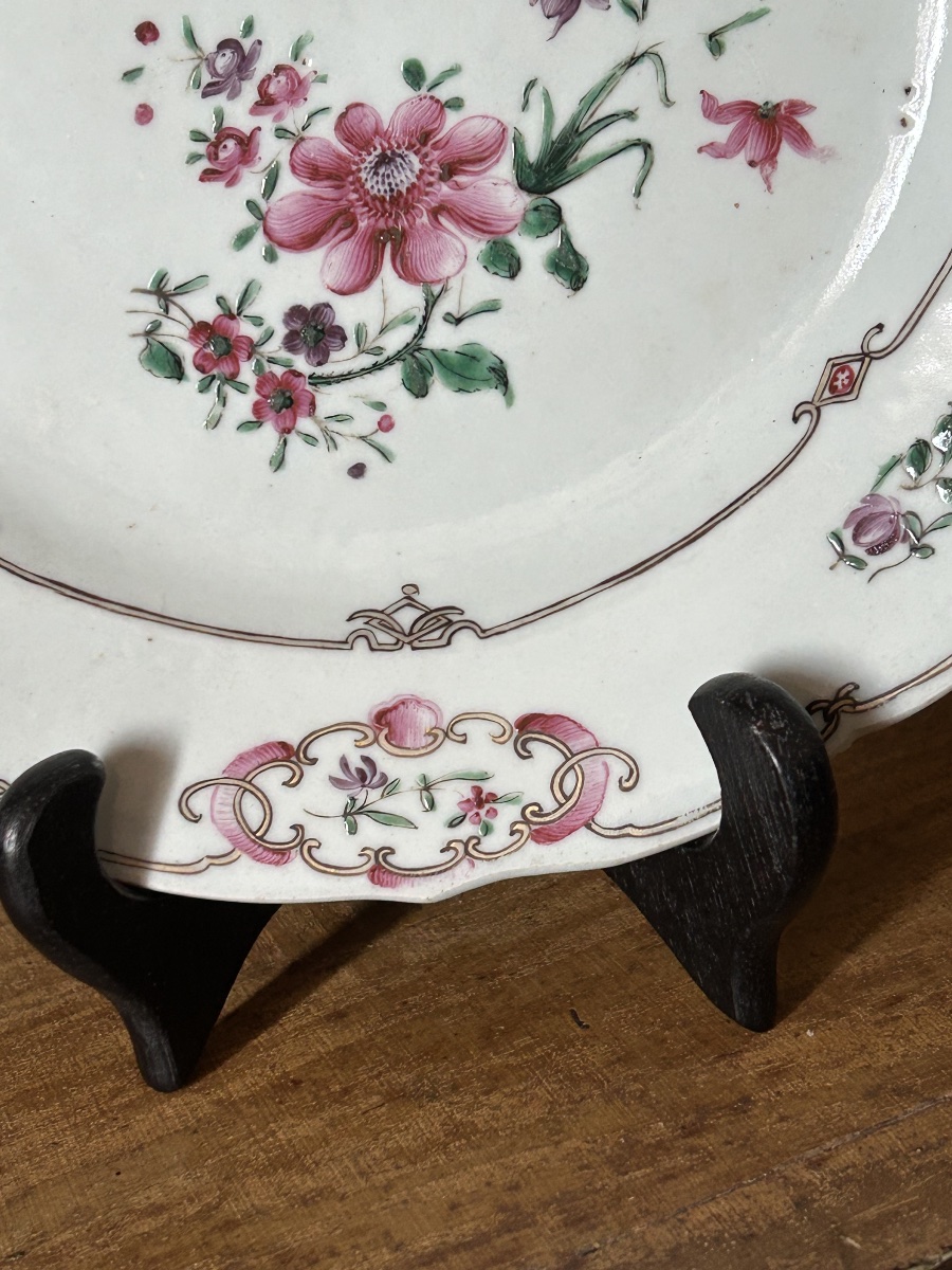 Paire d’assiettes en porcelaine de la Compagnie des Indes Epoque XVIII ème siècle -photo-2