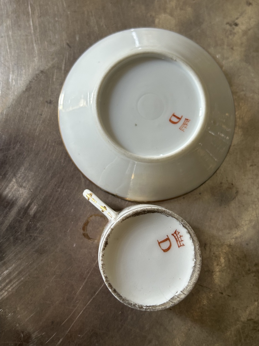 Petite tasse litron en porcelaine Manufacture de Clignancourt Epoque Deruelle vers 1775-photo-7