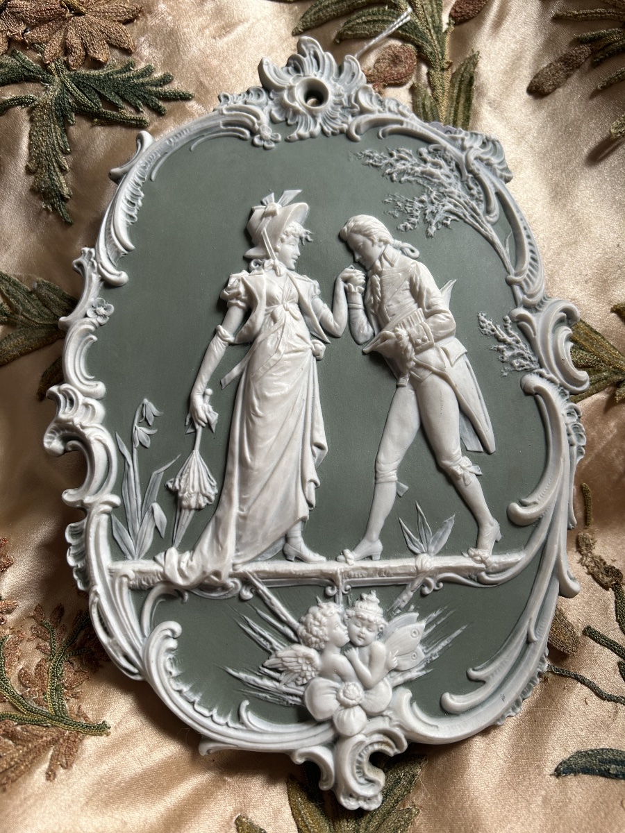 Porcelain Bisque Plate In The Style Of The Wedgwood Manufactory, Late 19th Century