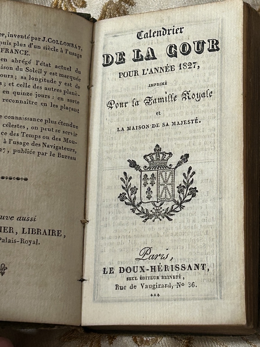 Set Of Two Court Calendars With Decorated Spines And Gilt Edges, 1822 And 1827-photo-2