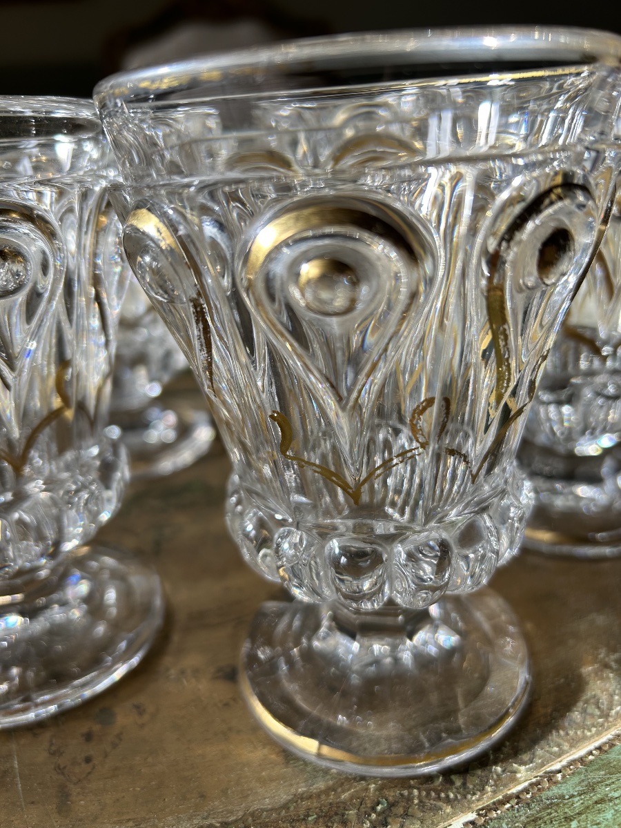 Suite de 6 verres ou gobelets sur pied en cristal de baccarat époque Charles X Louis Philippe-photo-2