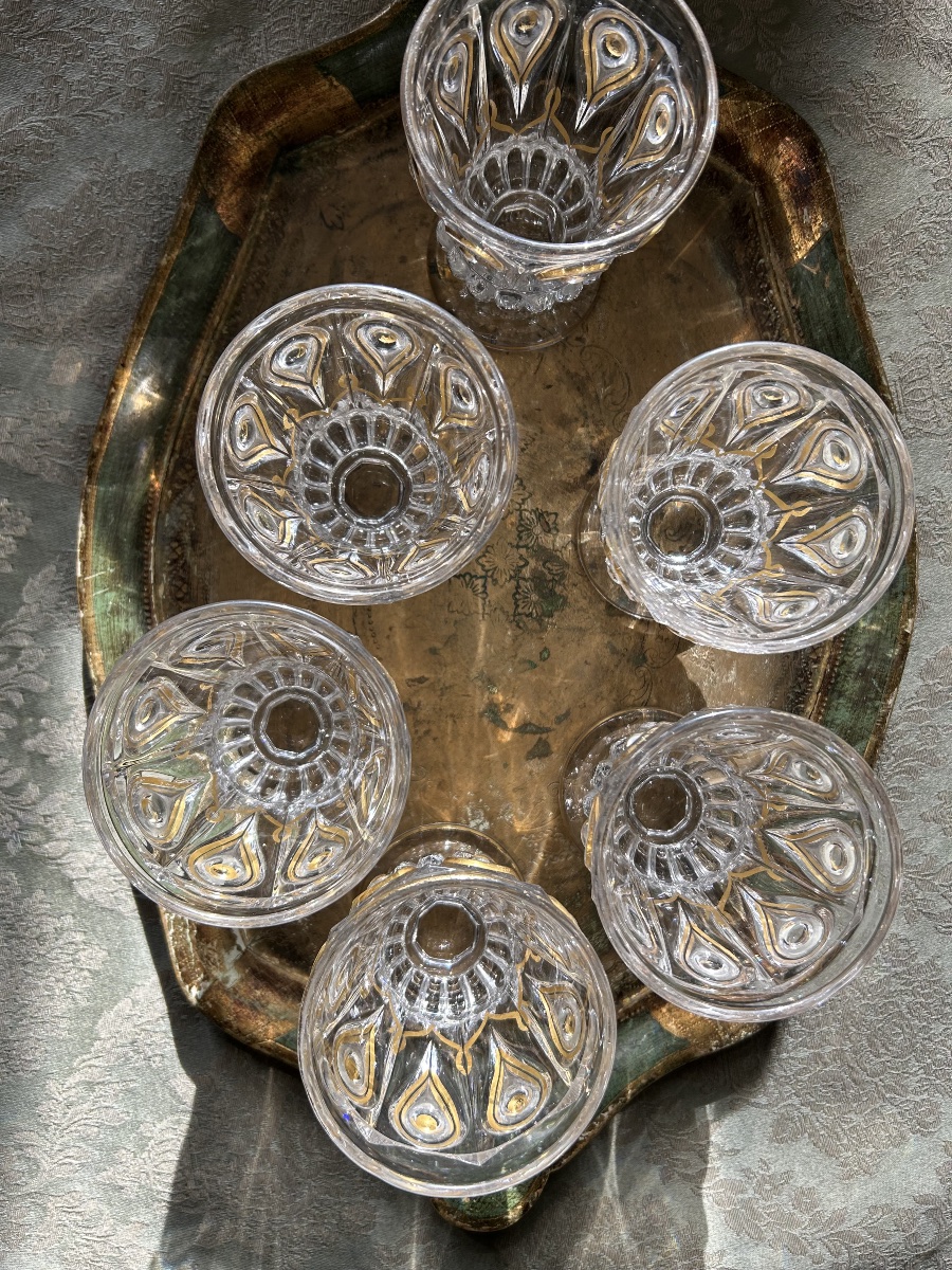 Suite de 6 verres ou gobelets sur pied en cristal de baccarat époque Charles X Louis Philippe-photo-1