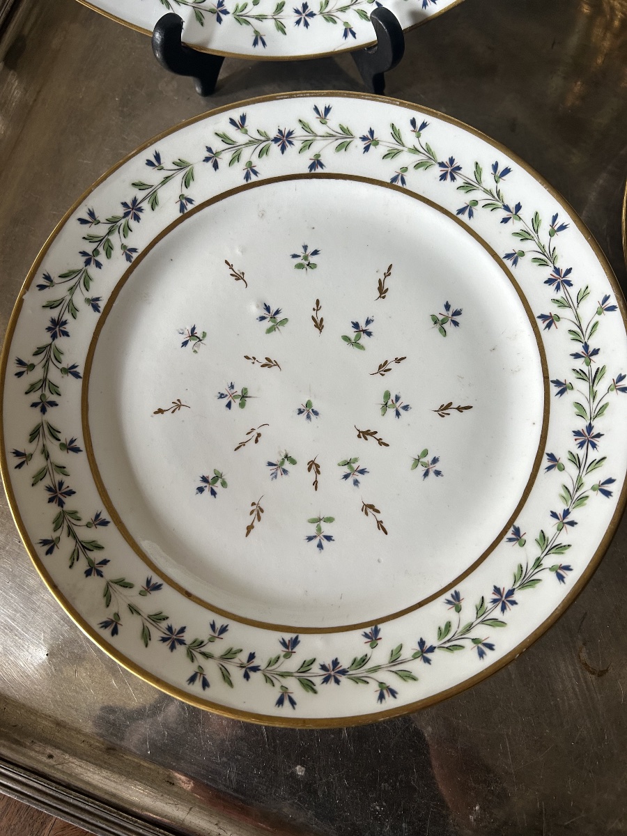 Set Of Six Porcelain Plates Attributed To The Manufacture De Monsieur (clignancourt) -photo-4