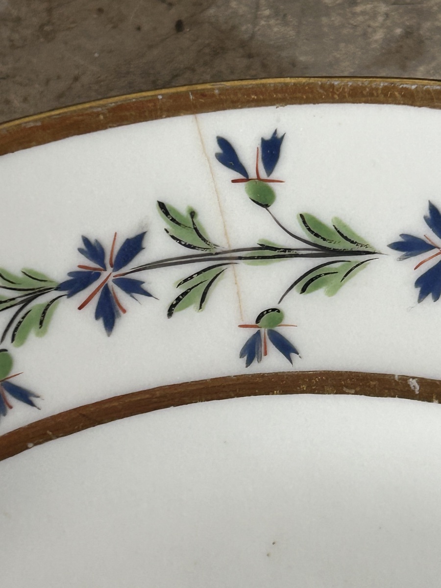 Set Of Six Porcelain Plates Attributed To The Manufacture De Monsieur (clignancourt) -photo-3