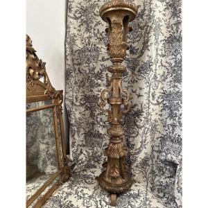Porte torchère en bois doré XVIII ème siècle 