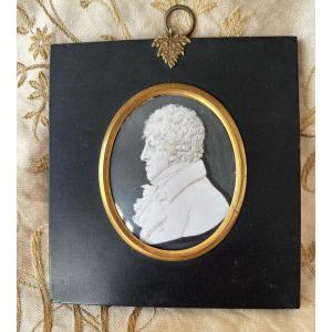 Oval Miniature In Grisaille, Consulate Period, Surrounded By