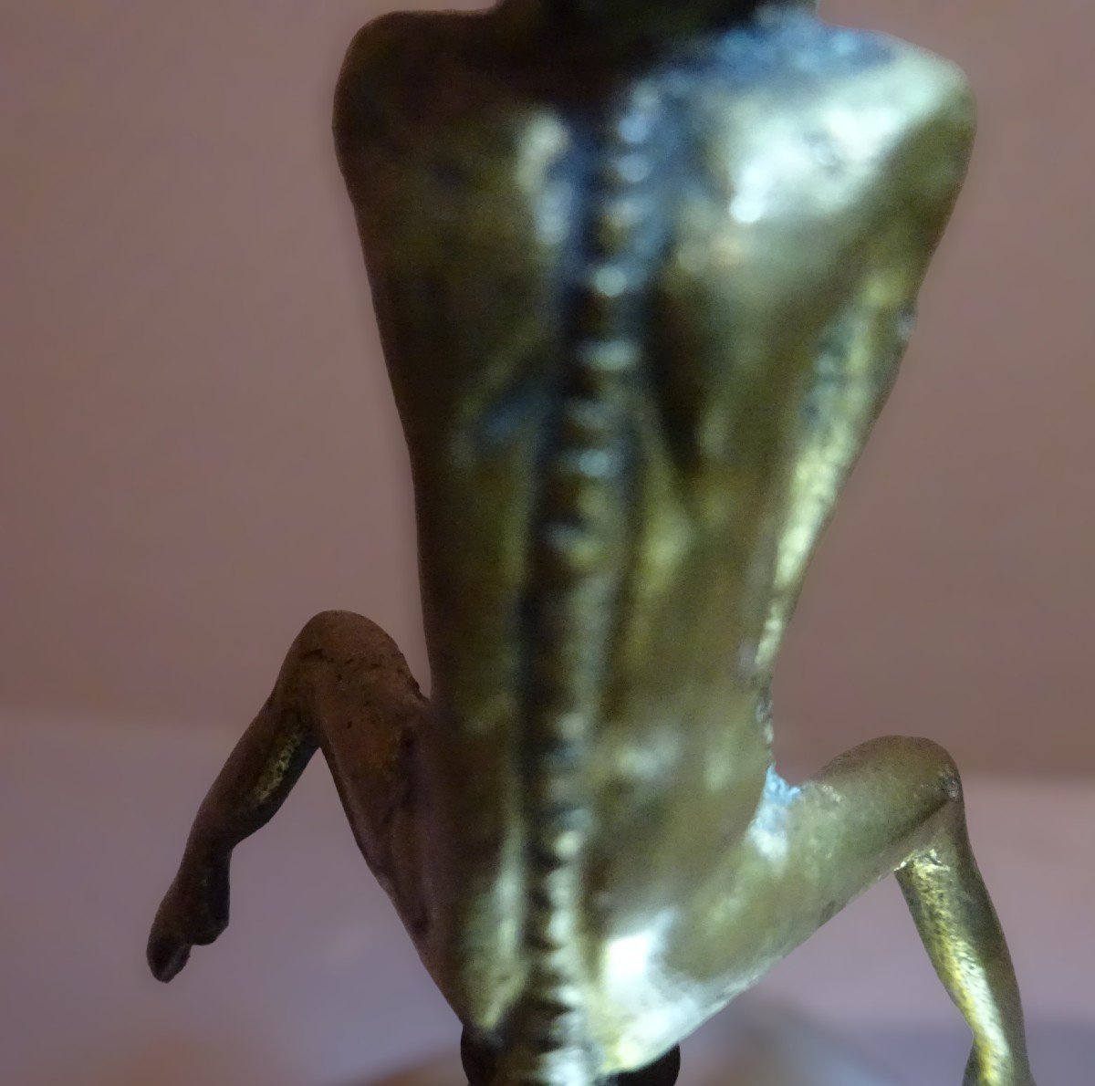 Alien.... Or The Challenging Bronze-photo-8