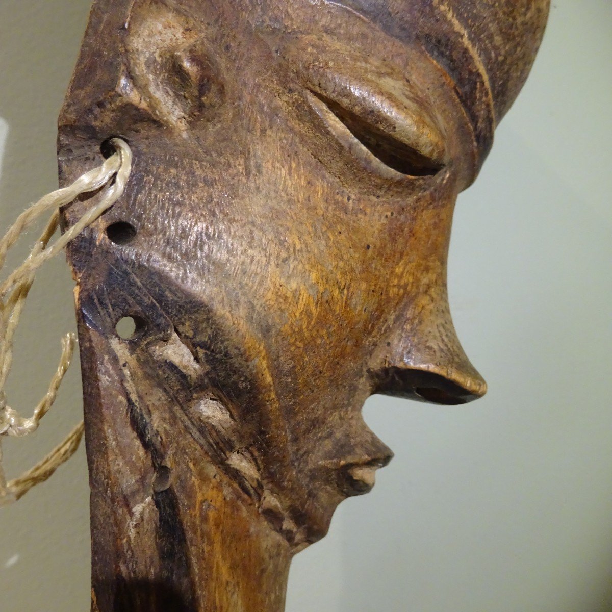 Rare Pembé Cap Mask-photo-1