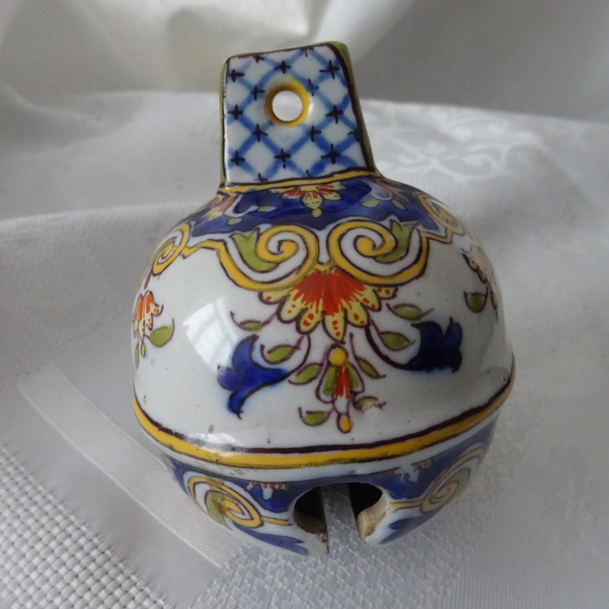 Grelot Faience De Desvres  Decor Vieux Rouen