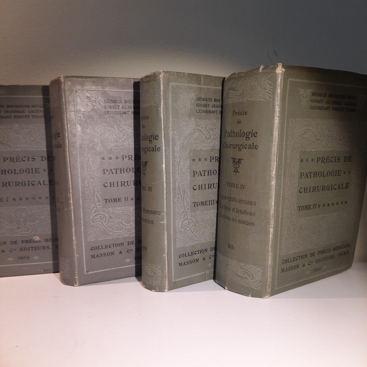 livre de collection :Vous Souhaitez Devenir Chirurgien ??-photo-2
