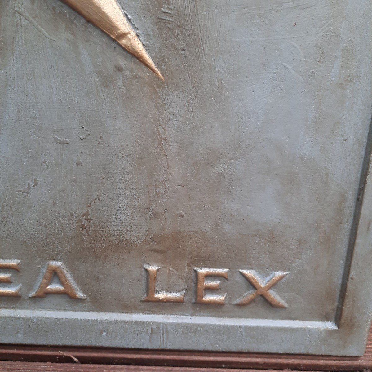 Lux Mea Lex Sundial-photo-4