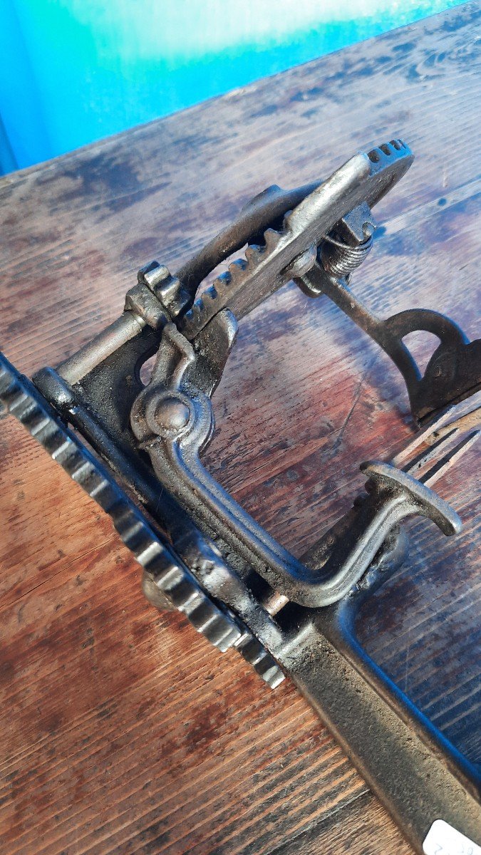  Very Old Cow Boy Apple Peeler For Apple Pie-photo-4