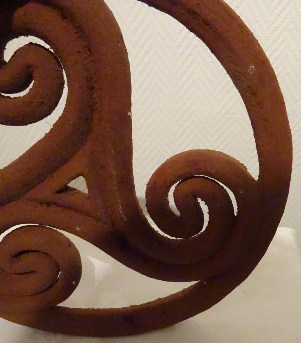    Right-handed Or Left-handed Triskelion -photo-2