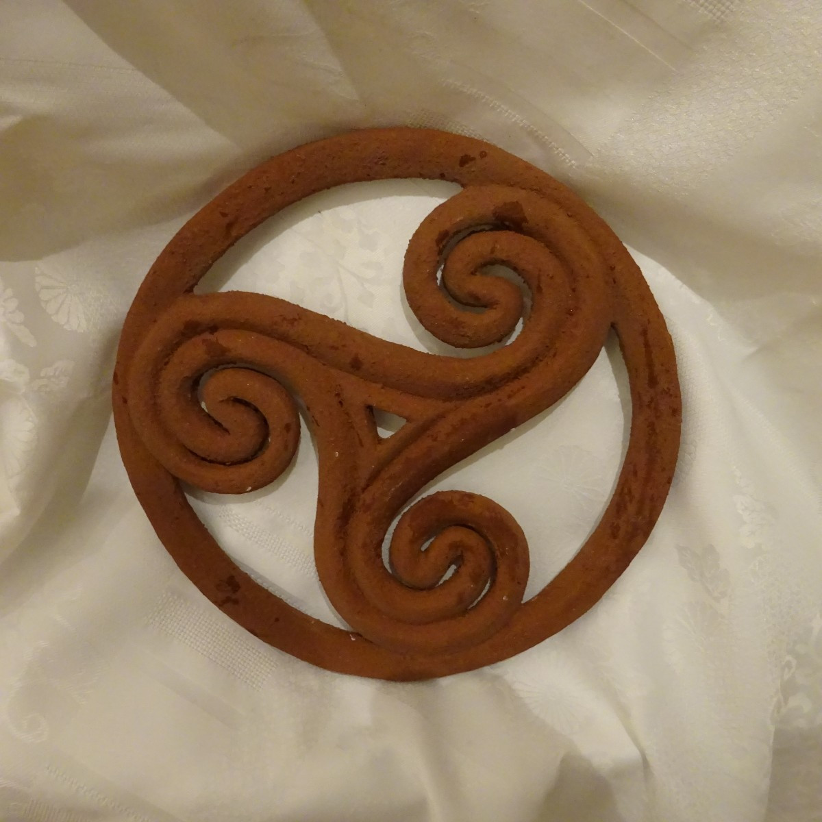    Right-handed Or Left-handed Triskelion 